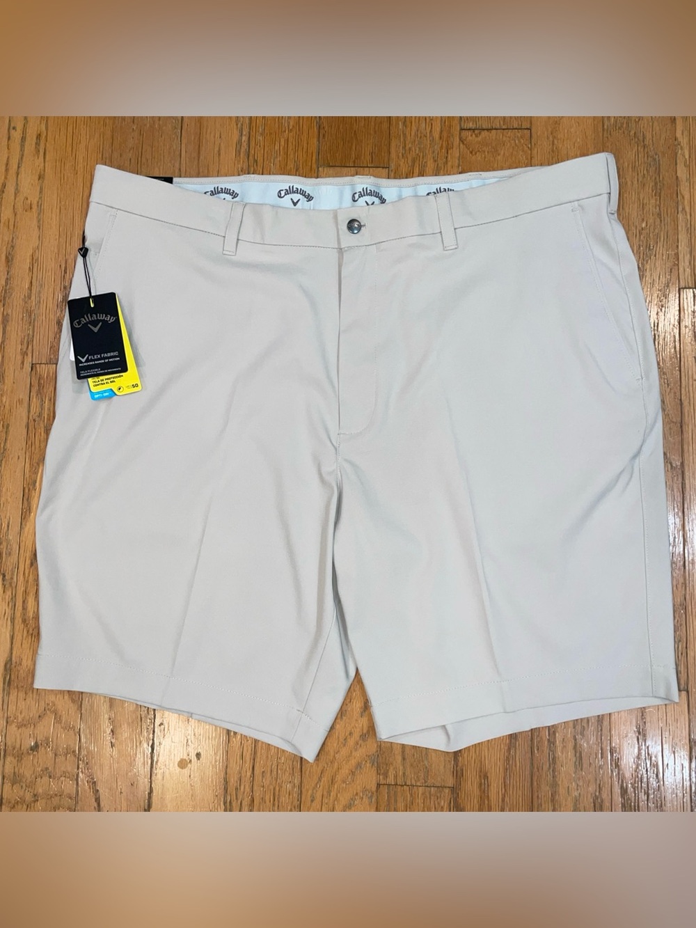 Callaway Men’s Golf Shorts Silver Lining Tan Flat Front Stretch 44B, 46B NEW